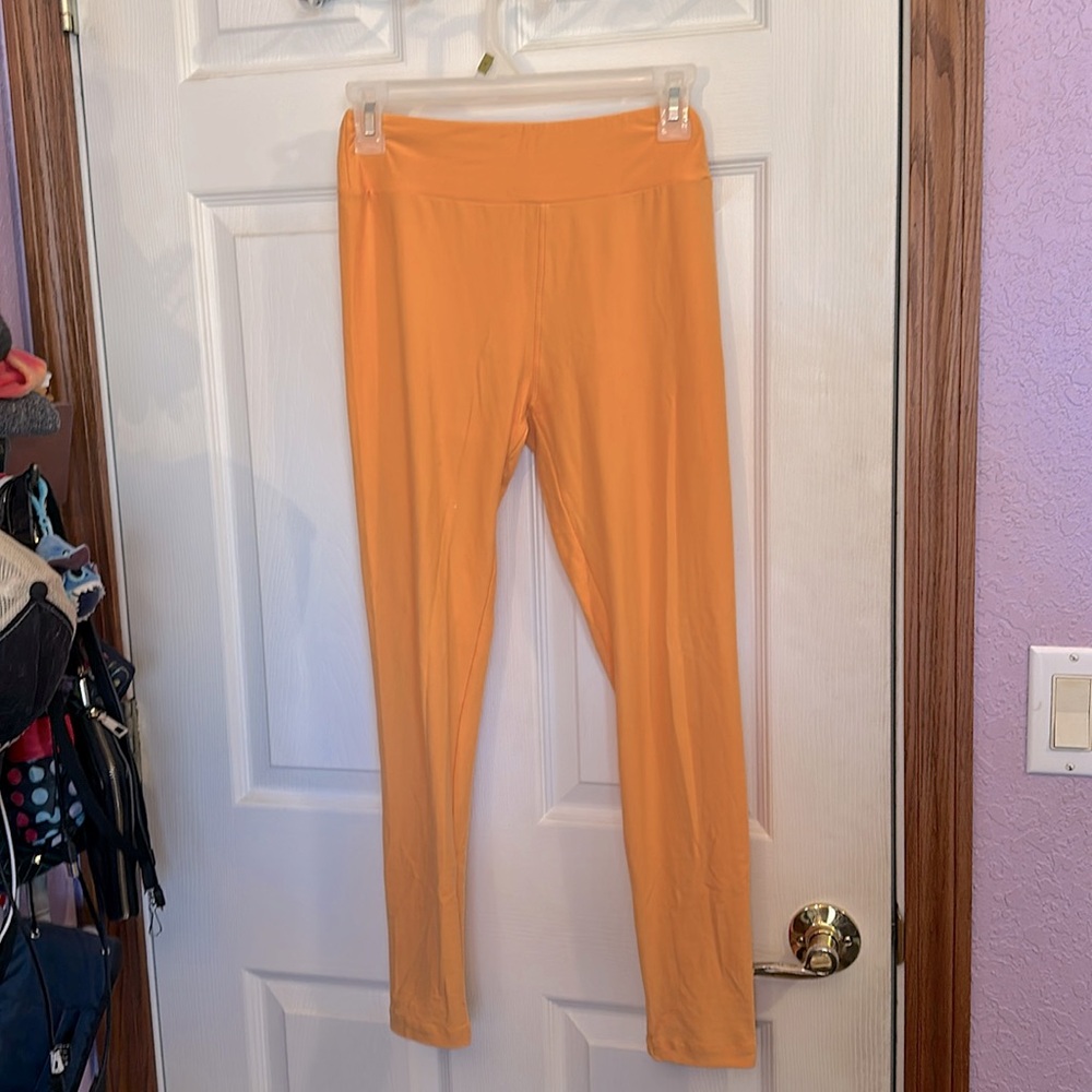 Orange LuLaRoe Leggings!